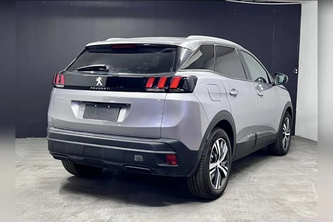 Peugeot 3008 ACTIVE PACK 1.2 TURBO
