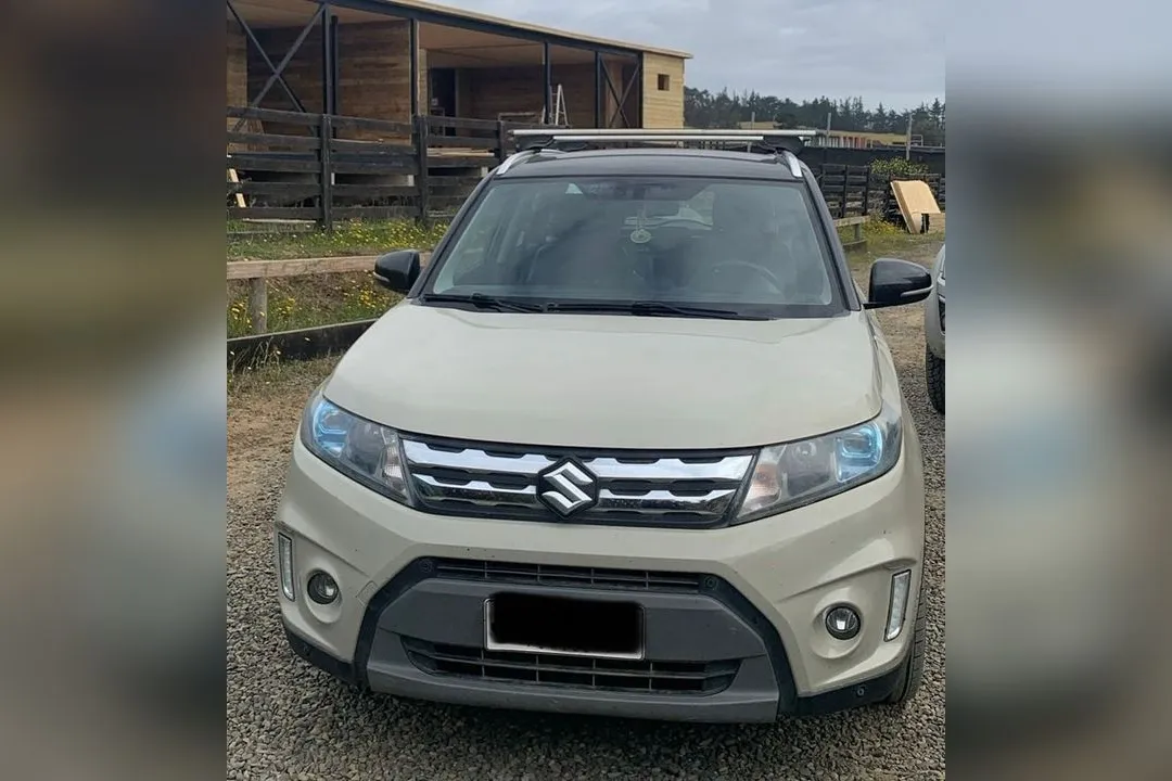 Suzuki Vitara GLX AT 4WD 1.6 bi tono