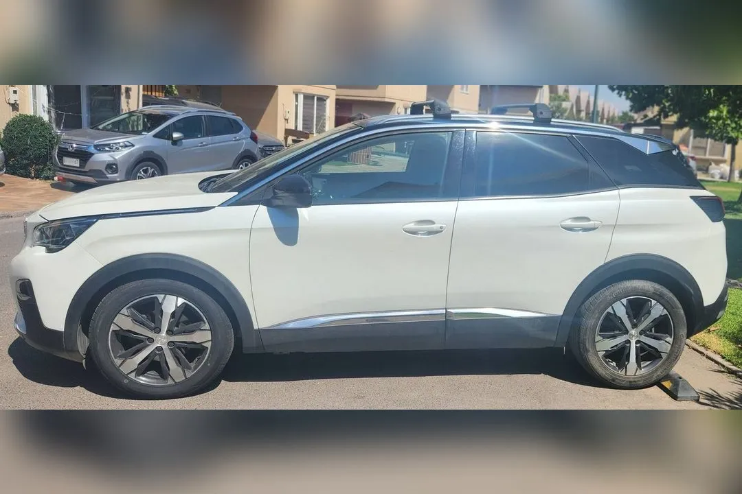 Peugeot 3008 ALLURE BLUE-HDI DIESEL 4X2 120HP EAT6 5P
