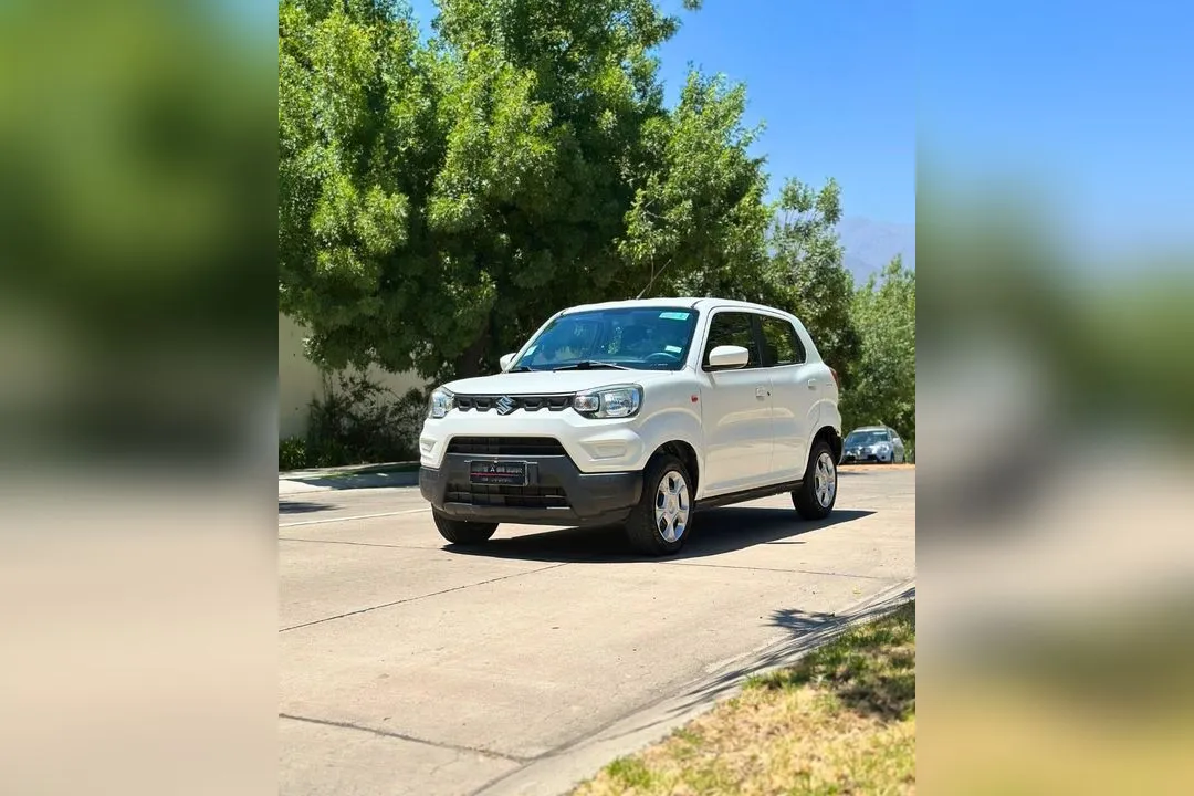 Suzuki S-PRESSO 1.0 GLX AC