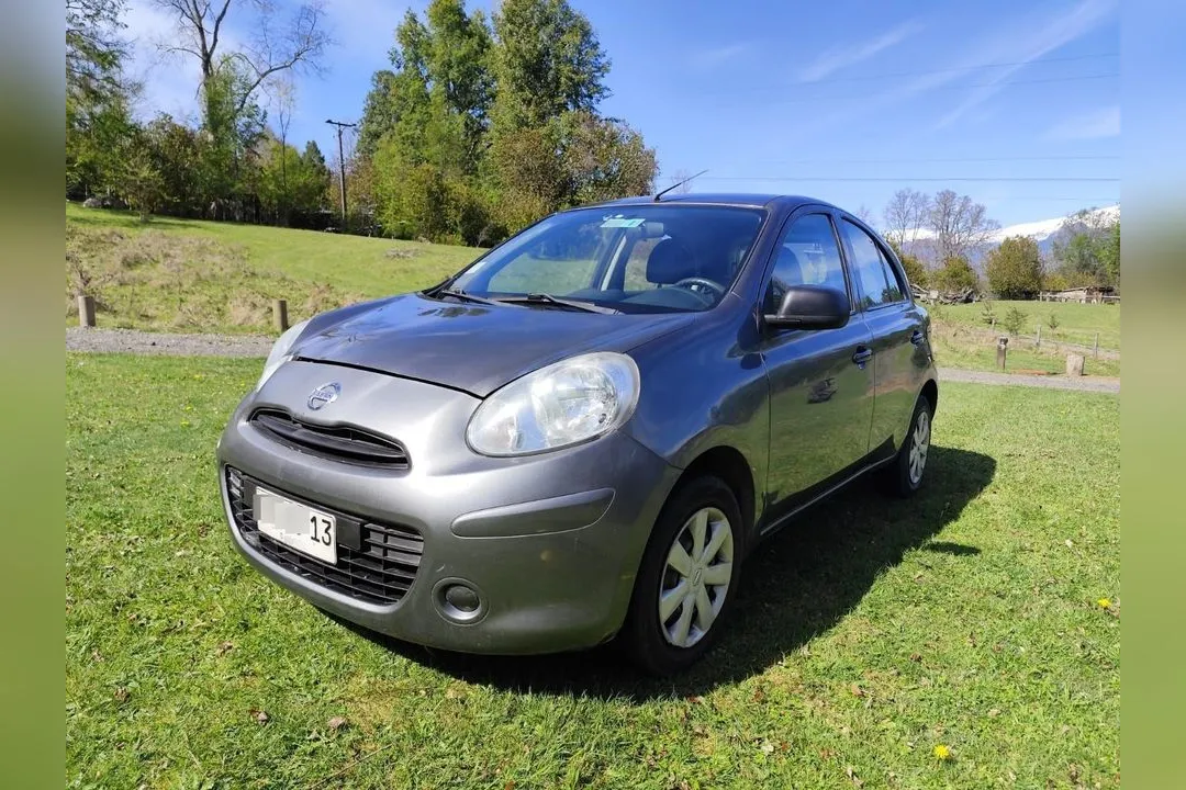 Nissan March active 1,6