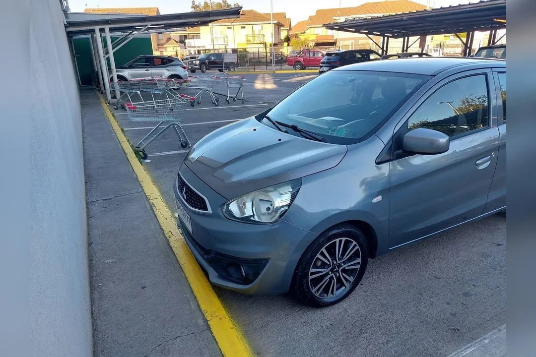 Mitsubishi mirage GLS 1.2