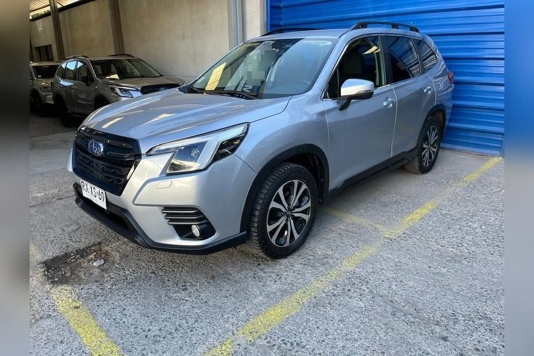 Subaru Forester 2.5 AWD CVT Dynamic ES