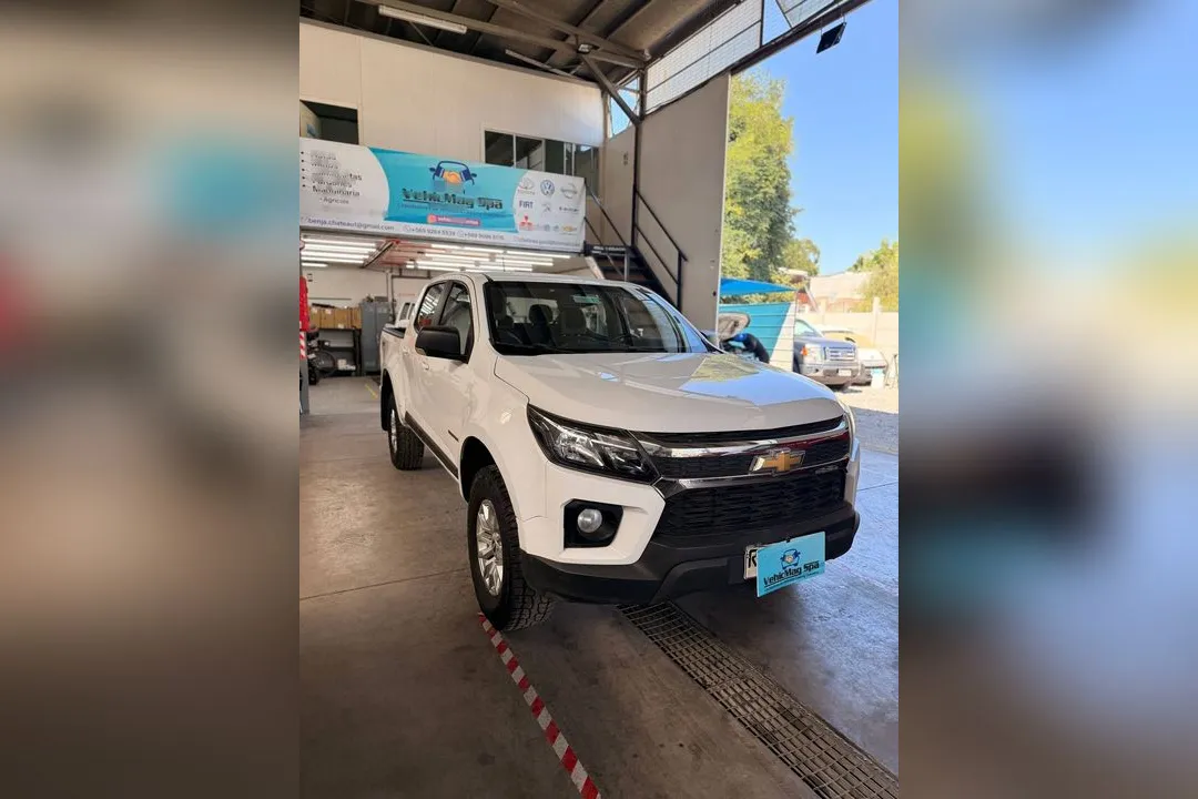 Chevrolet Colorado LT 4x4 MT