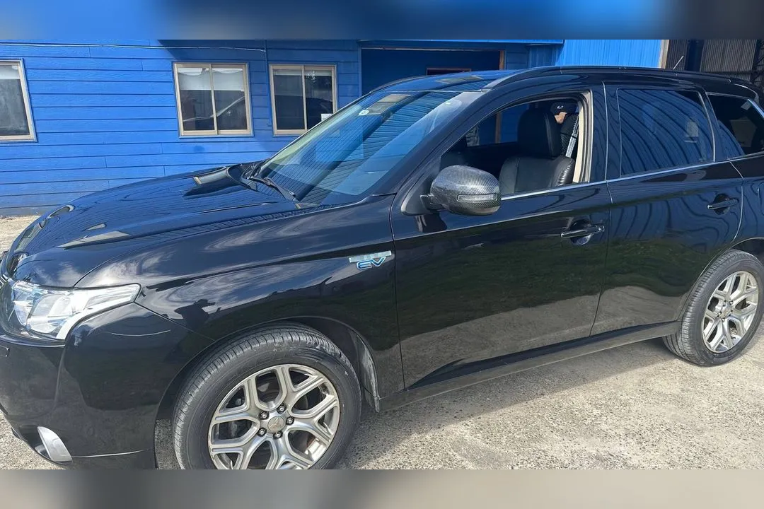 Mitsubishi Outlander PHEV