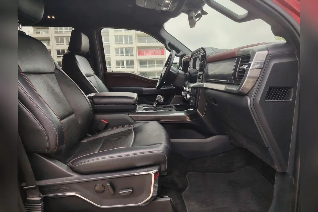 Ford F-150 Lariat sport