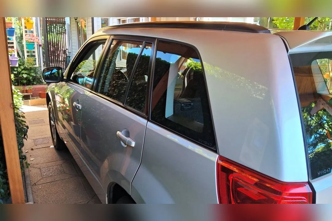 Suzuki grand nomade GLX SPORT