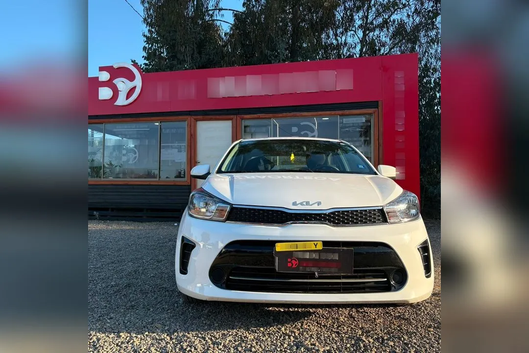 Kia Soluto LX 1.4L 5MT AC