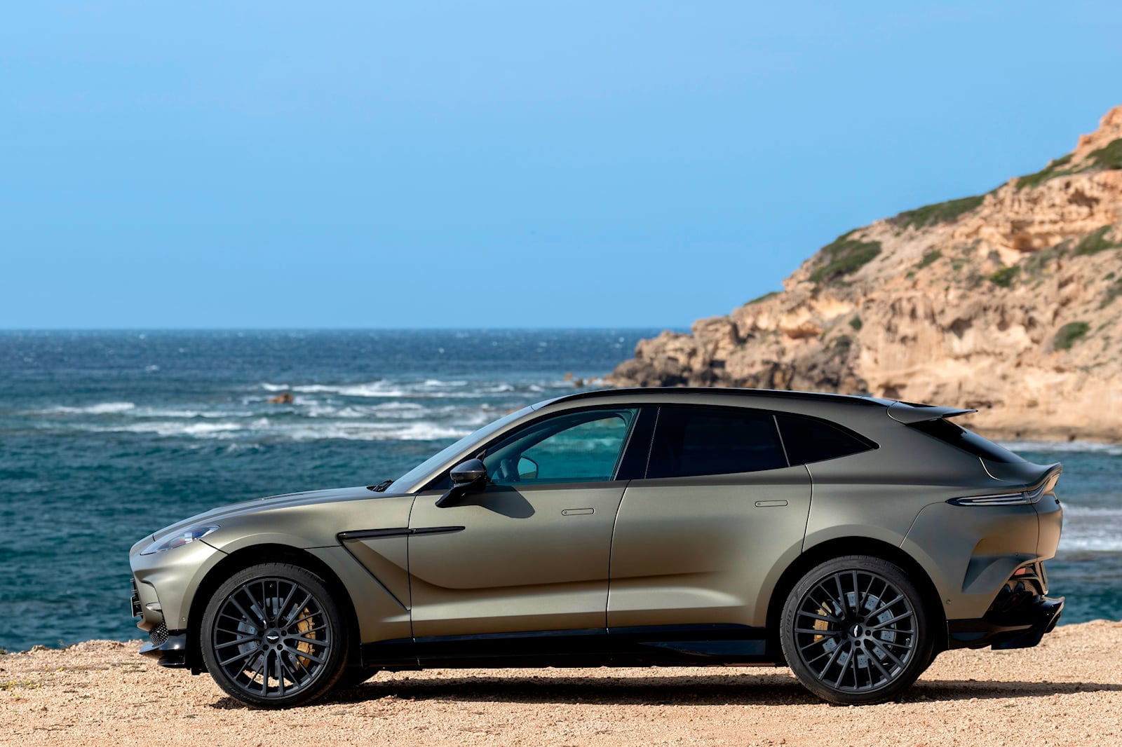 Aston Martin DBX DBX707