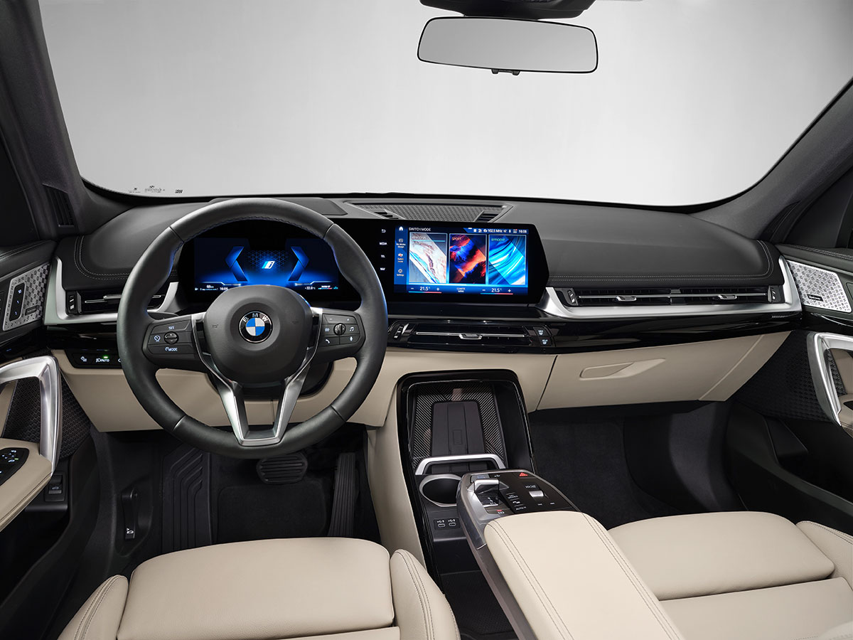 BMW X1 2.0 D DSG 4x2 5P sDrive18d xLine HEA 2