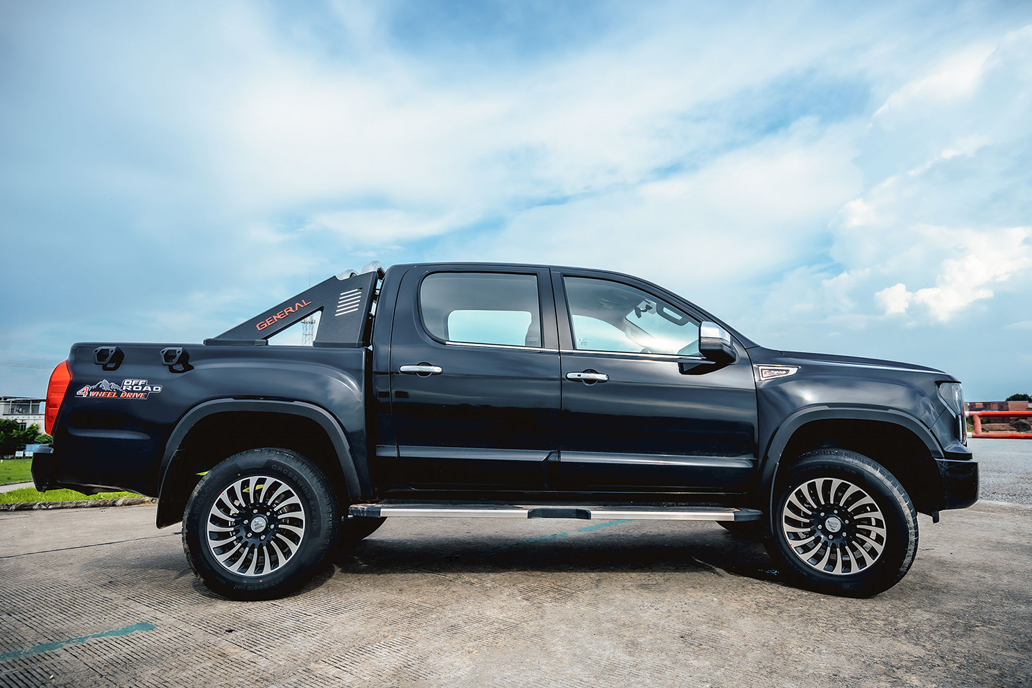 Foton G9 FOTON G9 4X4 AT