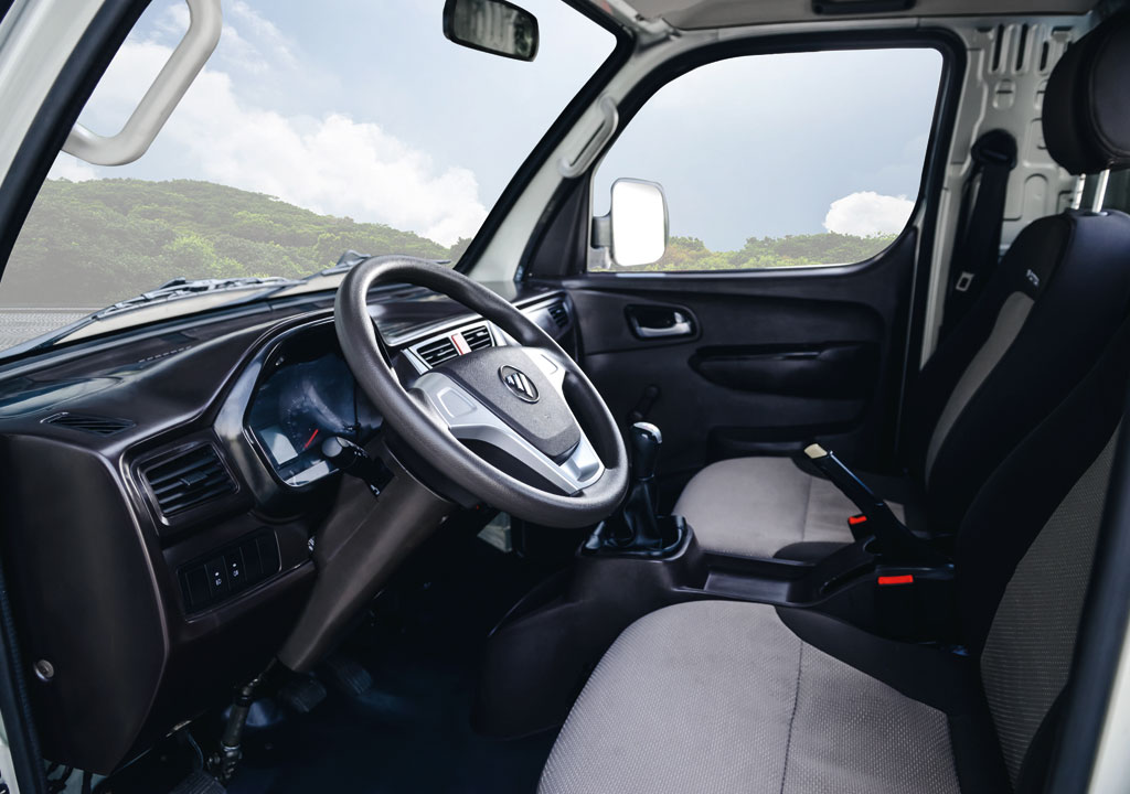 Foton TM3 1.5 G MT 2P CH CS CARGO BOX