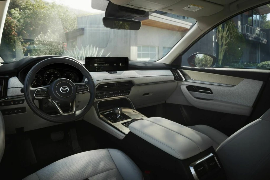 Mazda CX-90 3.3T G AT 4x4 5P Signature MHEV
