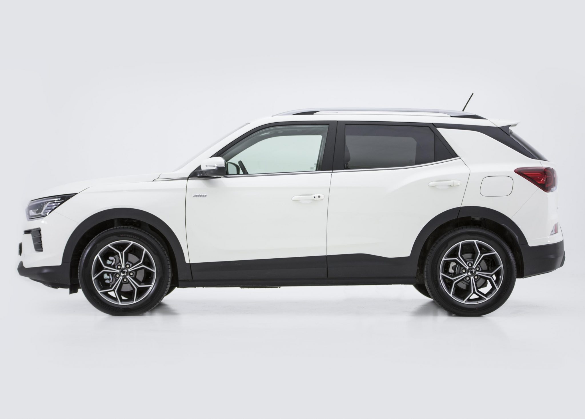 KGM Korando 1.5 G AT 4x2 5P GLX