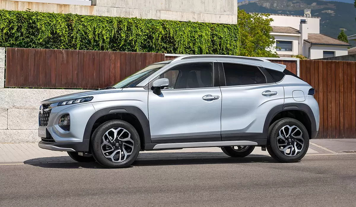 Suzuki Fronx Hybrid 1.5 GLX