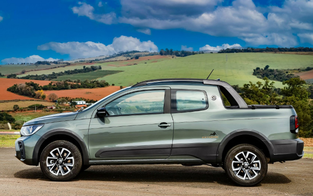 Volkswagen Saveiro CD 1.6 G MT 4x2 5AS Cabina Doble Extreme