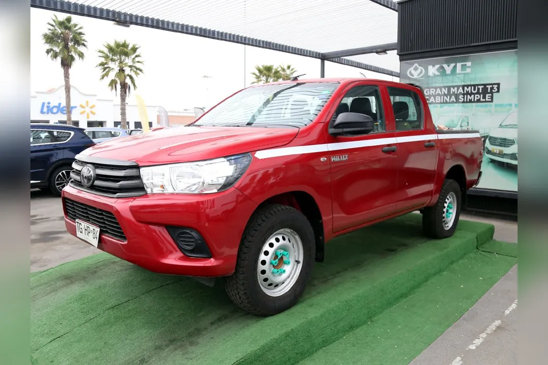 Toyota Hilux 2.4 TSS MT 4X2 DIESEL