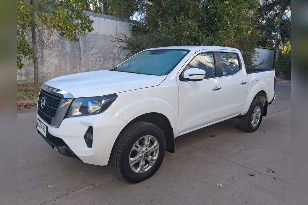 Nissan Navara NAVARA 2.3 DC XE 6MT