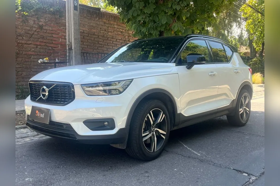 Volvo Xc40 VOLVO XC40