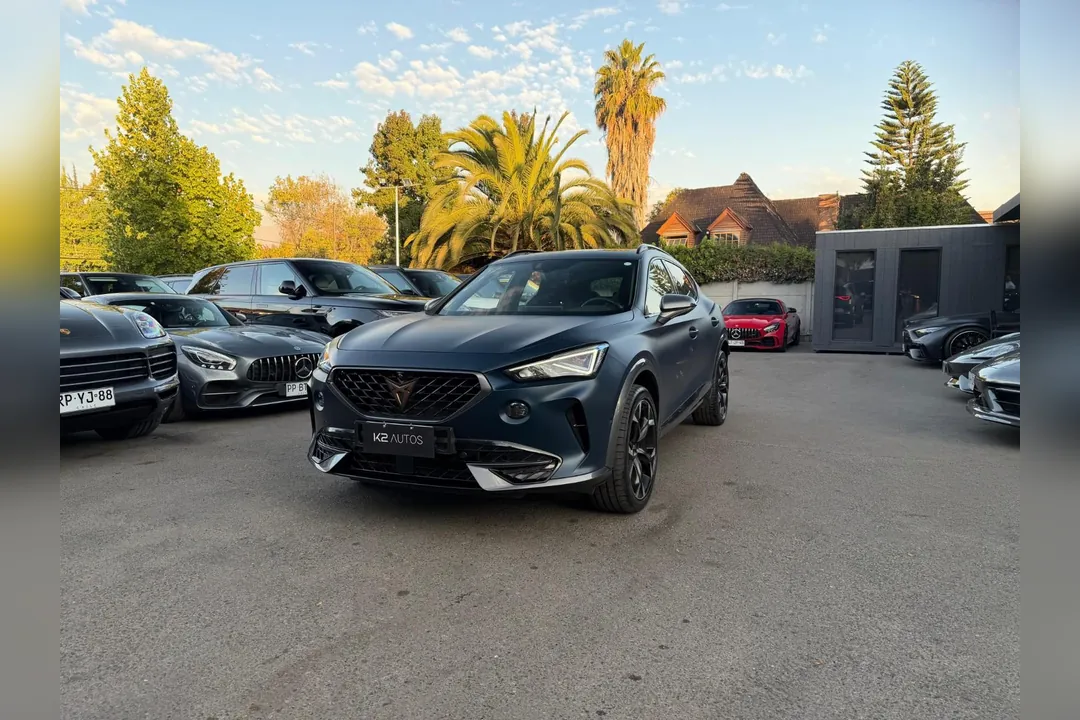 Cupra Formentor vz FORMENTOR VZ 2.0 DSG 310 HP 4WD COLOR ESPECIAL, TODO AL DIA