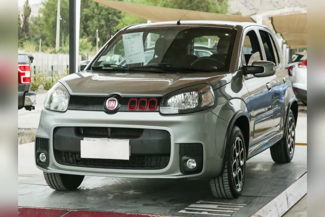 Fiat Uno FIAT UNO