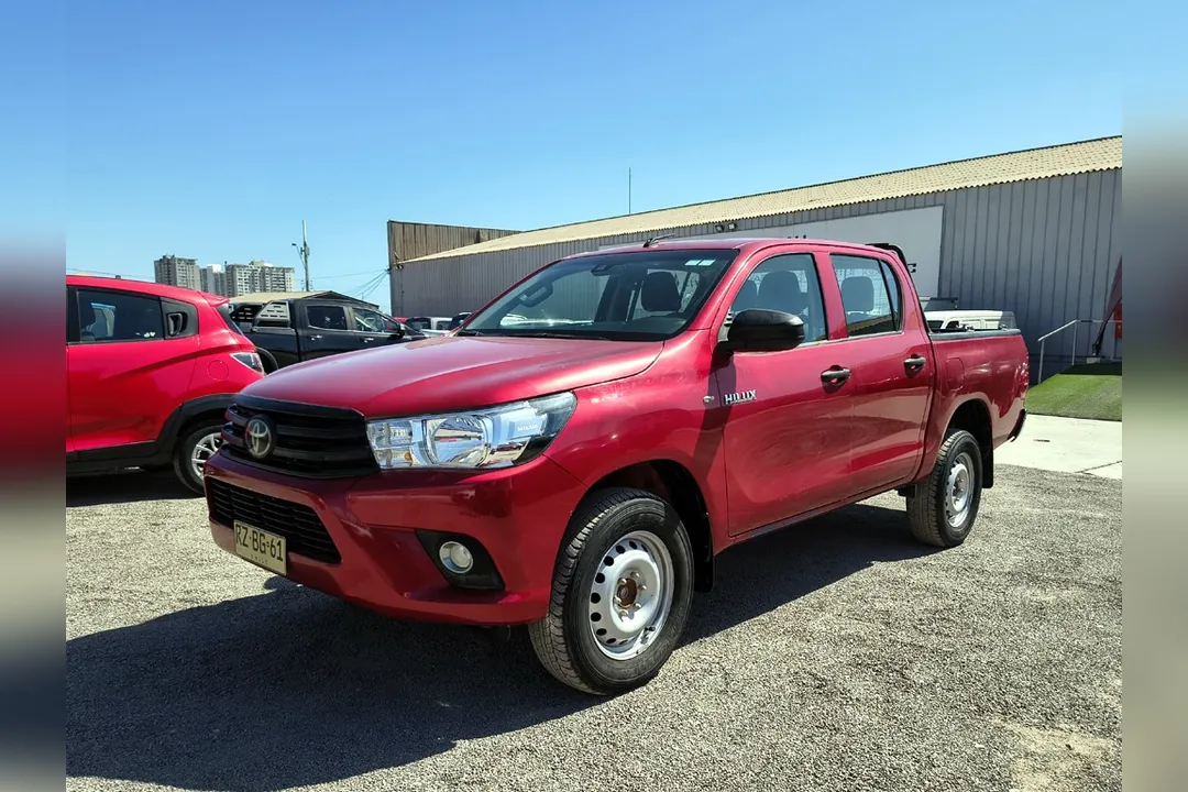 Toyota Hilux 2.4 DX 4X2 DIESEL MT