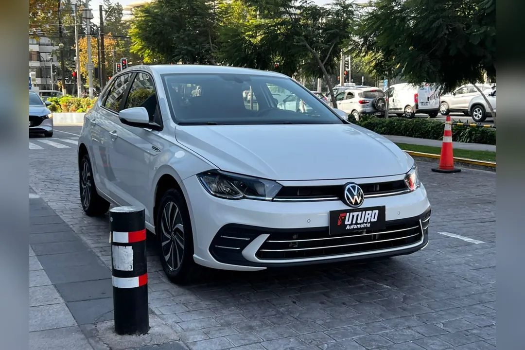 Volkswagen Polo POLO 1.0 TSI AT HIGHLINE