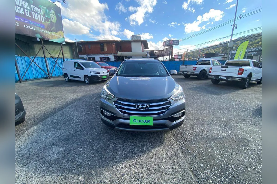 Hyundai Santa fe 2.2 GLS CRDI DIESEL 4WD DM AT 5P