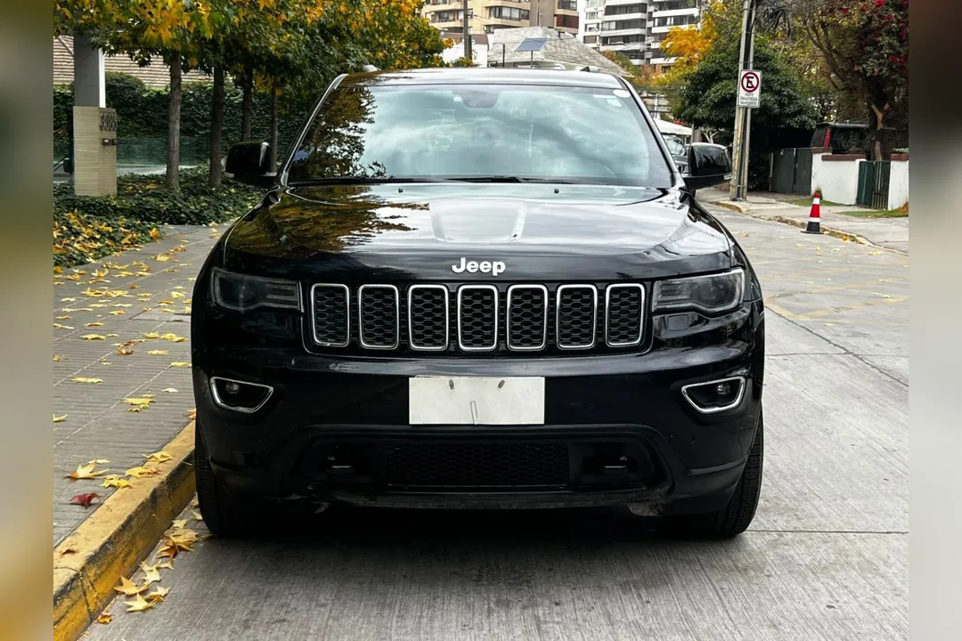 Jeep Grand cherokee GRAND CHEROKEE 4x4 LAREDO 3.6