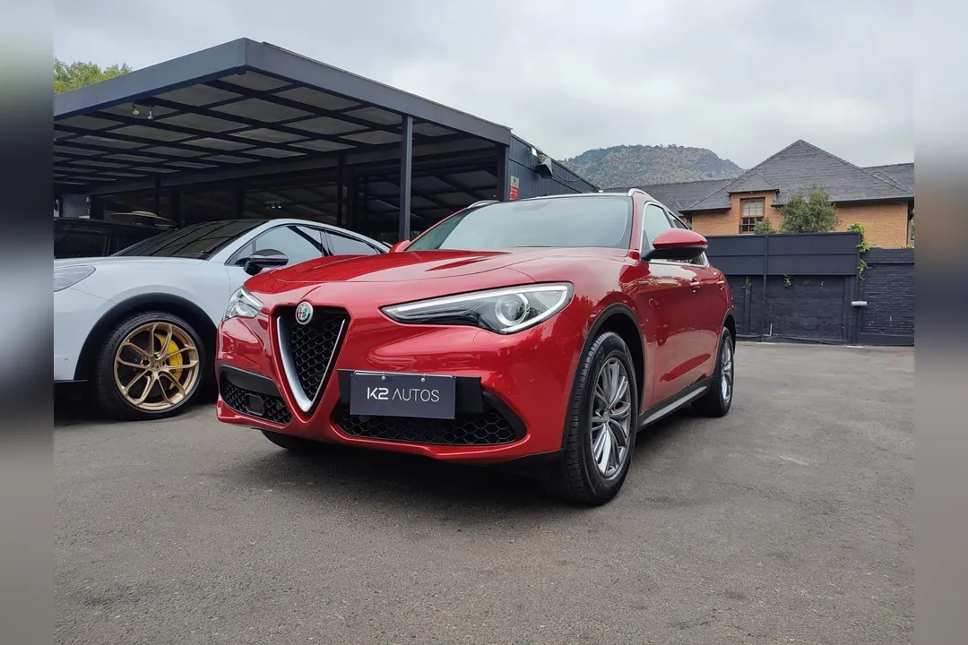 Alfa romeo Stelvio STELVIO SUPER 2.0 TURBO 280 HP COMO NUEVO, SIN DETALLES