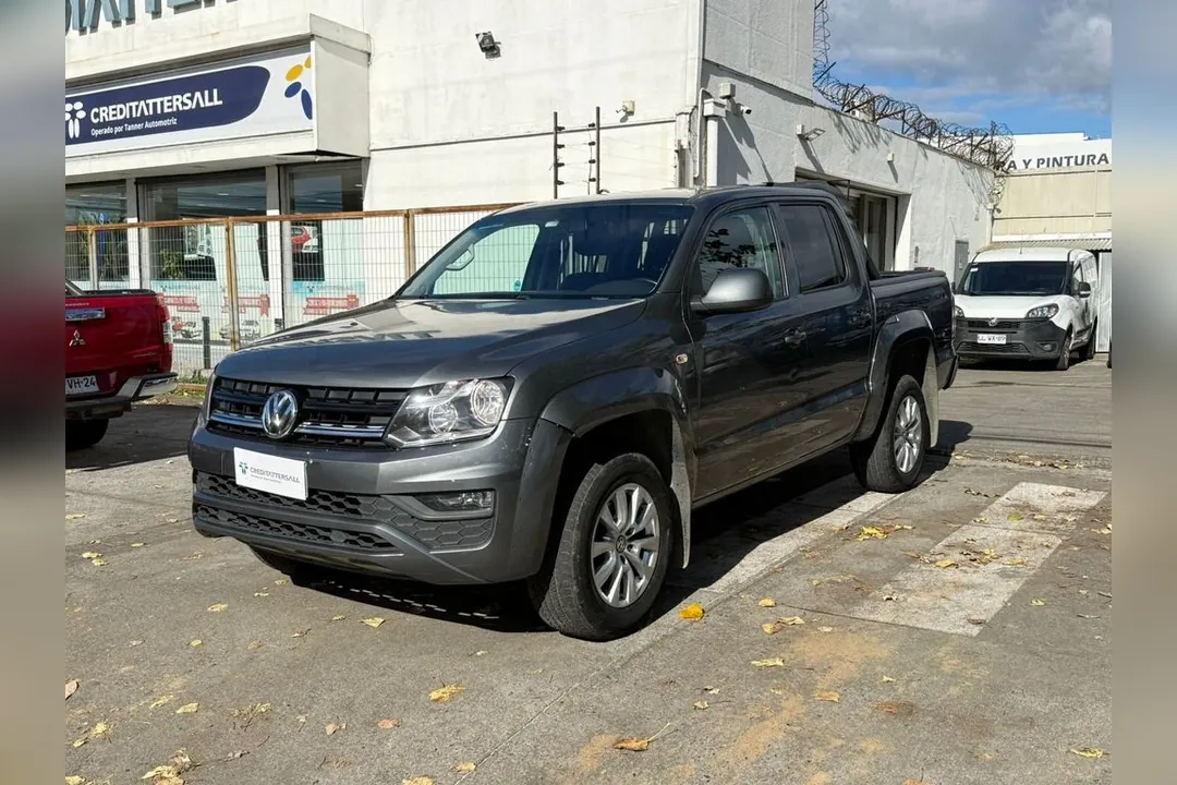 Volkswagen Amarok 2.0 TRENDLINE 4X2 MT