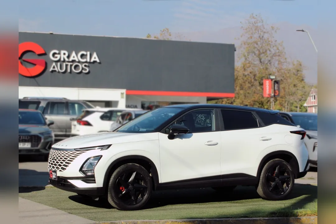 Omoda C5 C5 1.5 AT LUXURY