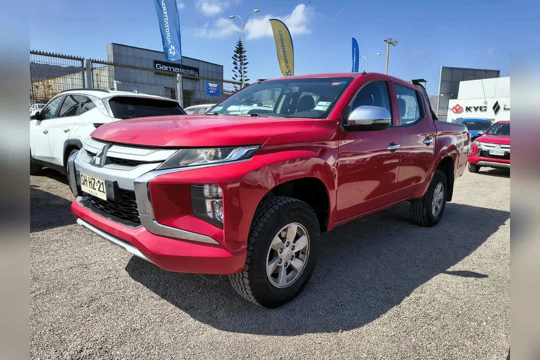 Mitsubishi L200 KATANA 2.4 Diesel 4x2 T/M