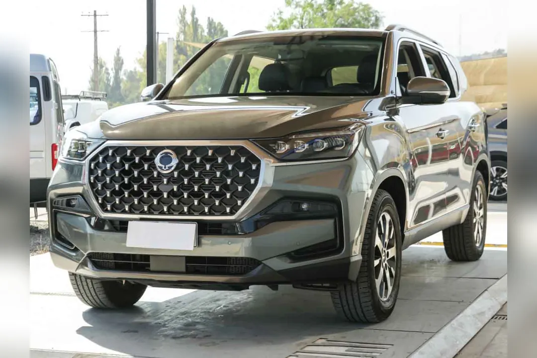 Ssangyong Rexton SSANGYONG REXTON