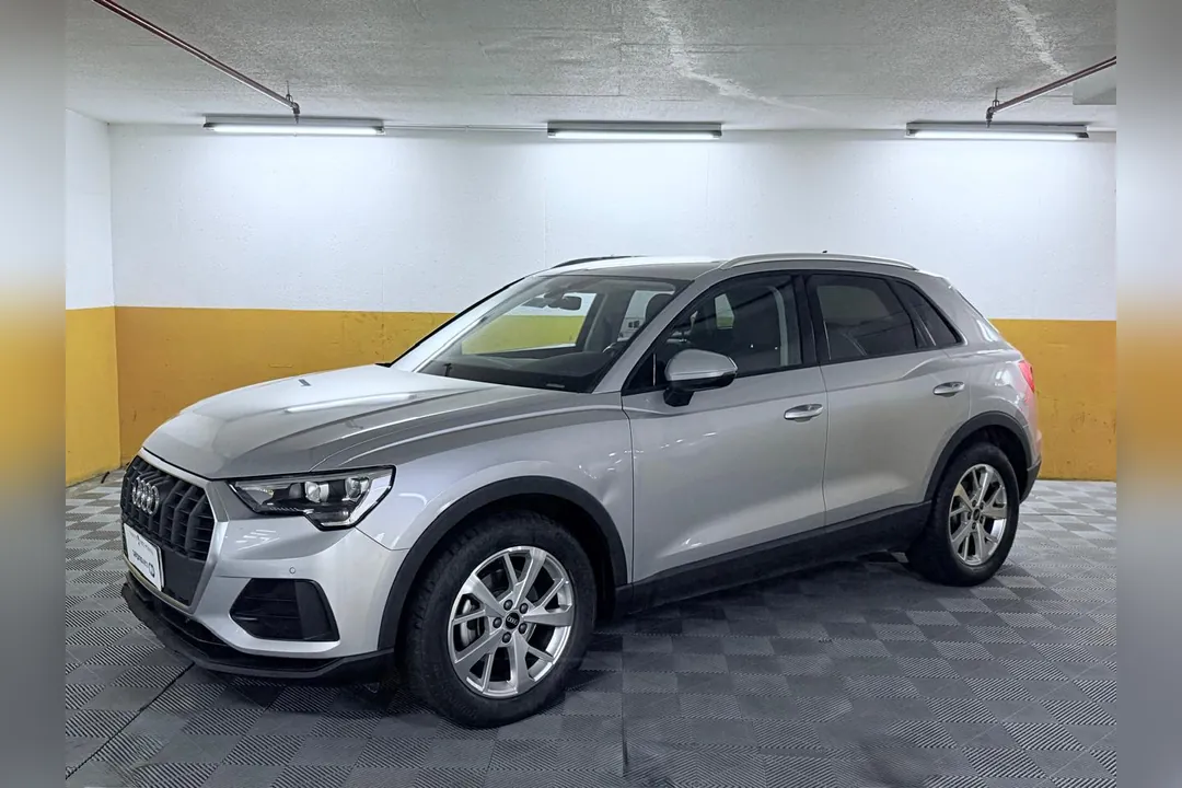 Audi Q3 35 TFSI 1.4 AT