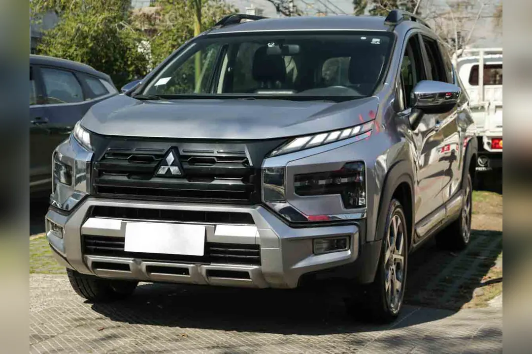 Mitsubishi Xpander XPANDER CROSS