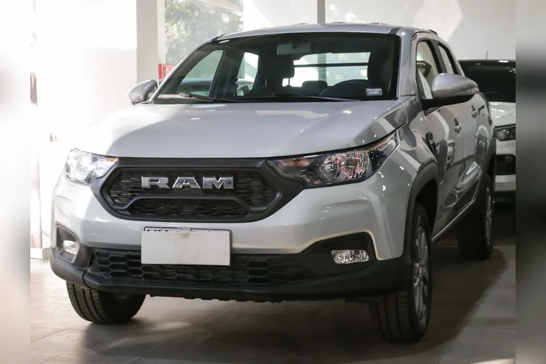 Ram 700 RAM 700