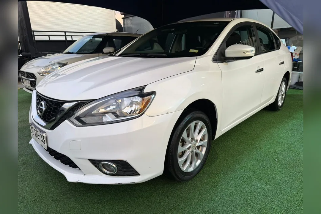 Nissan Sentra ADVANCE CVT
