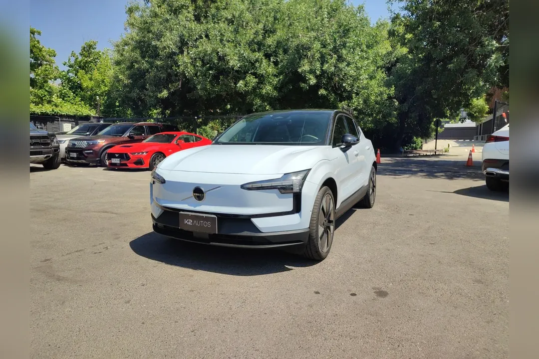 Volvo Ex30 EX30 ULTRA E60 BEV 69 KWh , COMO NUEVO