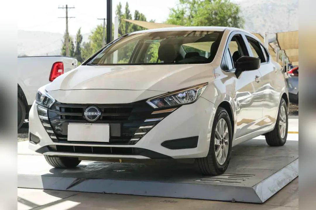 Nissan Versa NISSAN VERSA