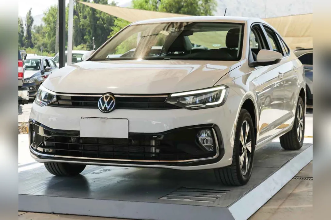 Volkswagen Virtus VOLKSWAGEN VIRTUS