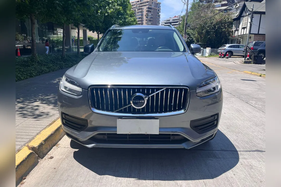 Volvo Xc90 XC90 T5 MOMENTUM 2.0 TRES CORRIDAS DE ASIENTOS