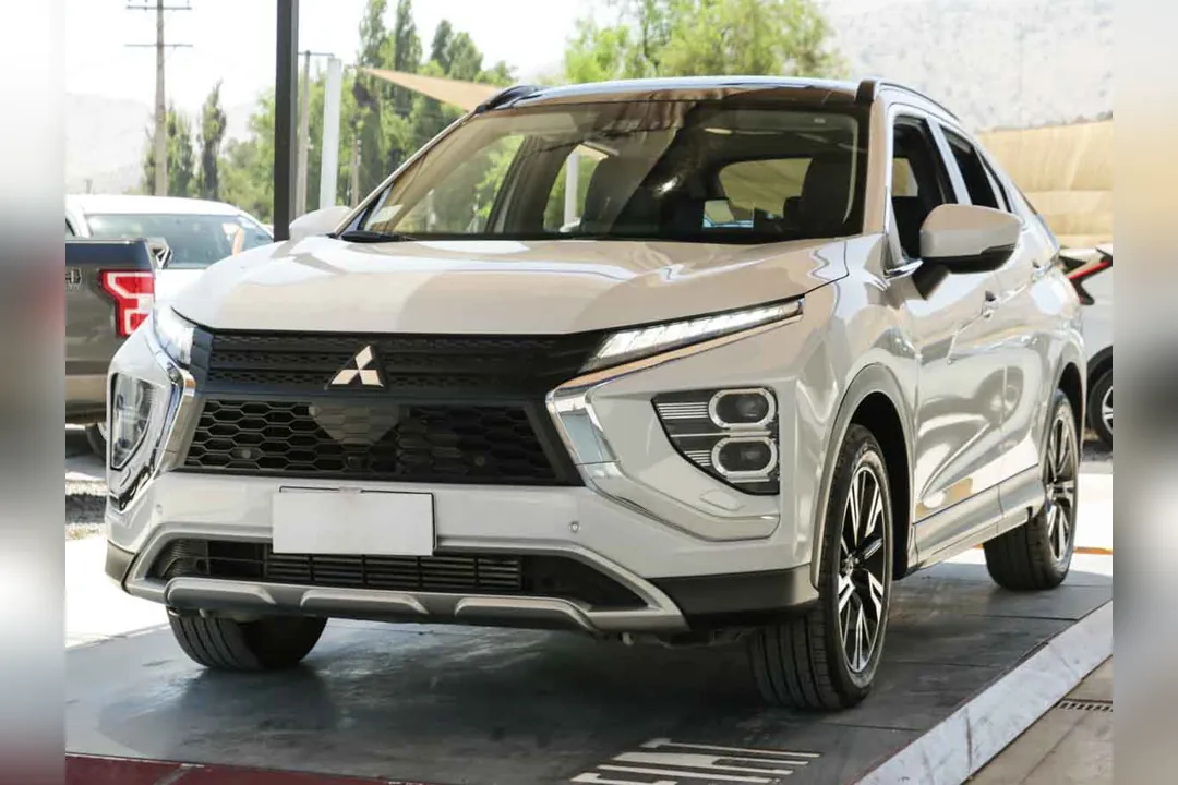 Mitsubishi Eclipse cross MITSUBISHI ECLIPSE CROSS
