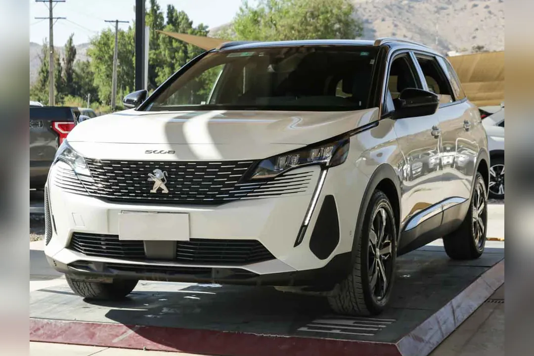 Peugeot 5008 PEUGEOT 5008