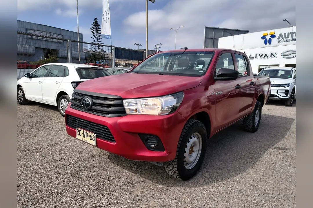 Toyota Hilux TSS 2.4 Diesel 4X2 T/M