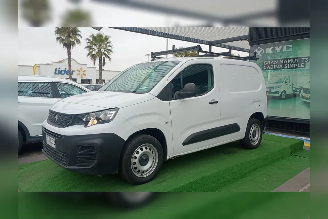 Peugeot Partner 1.5 L1 HDI DIESEL 100HP 4X2 MT 5P
