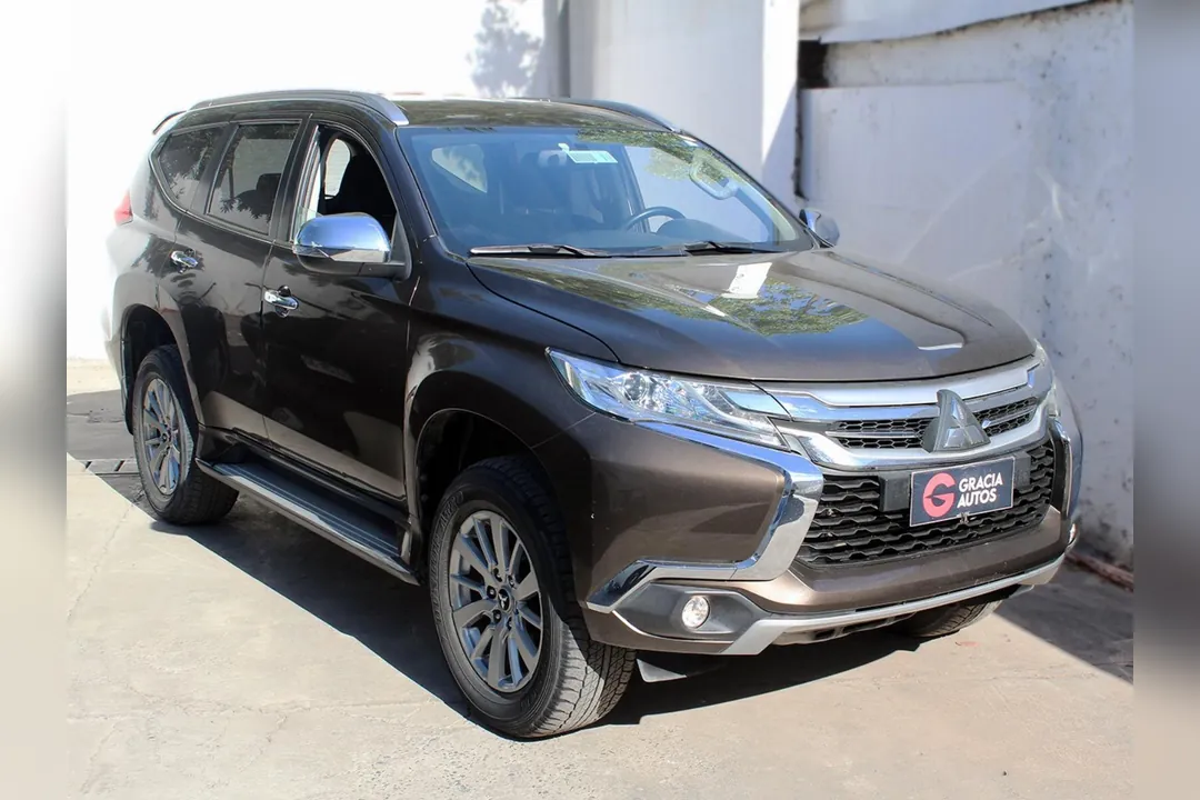 Mitsubishi Montero sport MONTERO SPORT AT 4X2 2.4 DIESEL