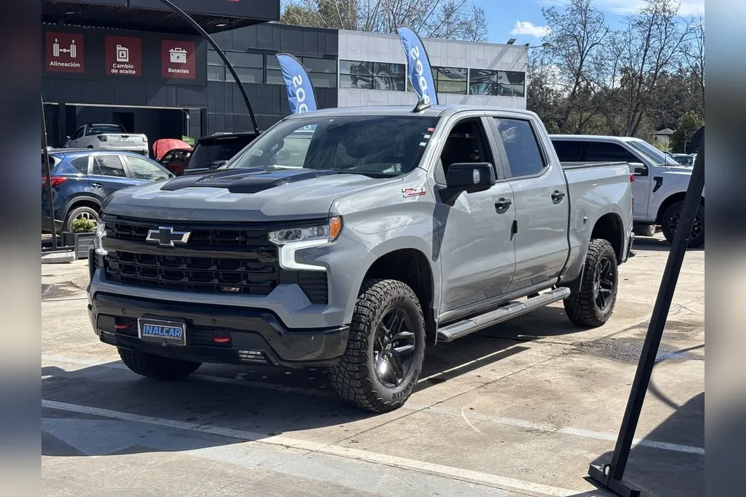 Chevrolet Silverado 5.3 Z71 TRAILBOSS AT 4X4
