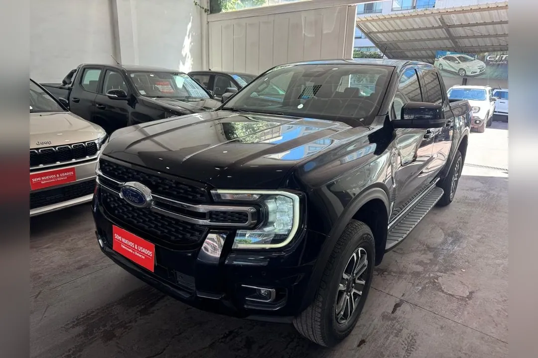 Ford Ranger XLT 4x2 2.0L AT