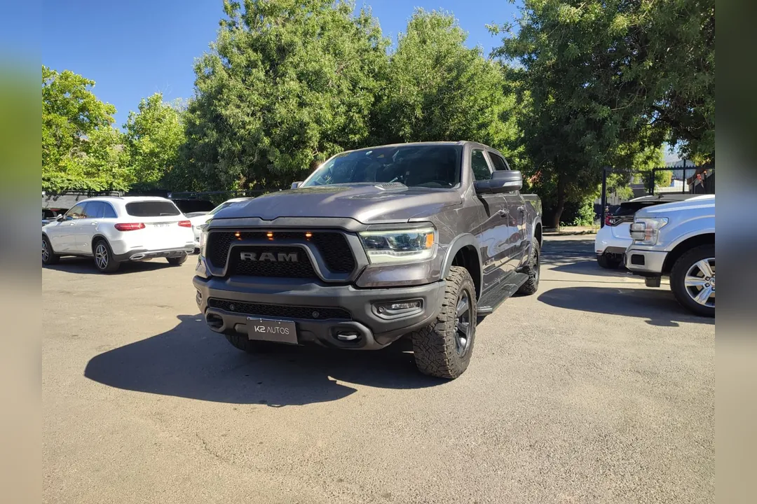 Ram 1500 1500 REBEL CREW CAB 5.7 4X4 MANTÉNCIONES AL DIA